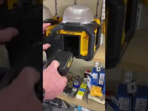 DeWalt Mains Battery - v2.0 - With  DCL074