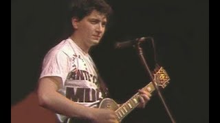 SINIESTRO TOTAL - Directo LA BOLA DE CRISTAL (1986)