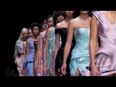 BACKSTAGE-ATELIER VERSACE FALL WINTER 2016/17