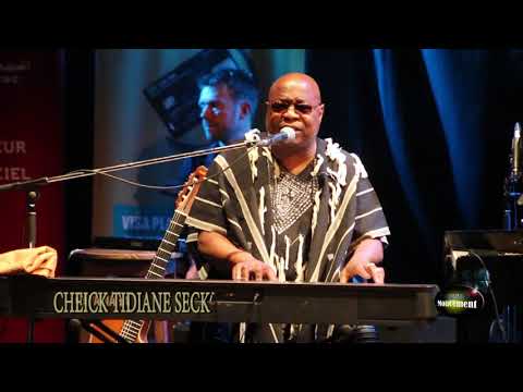 CHEICK TIDIANE SECK AU "FESTIVAL ACOUSTIC BAMAKO"