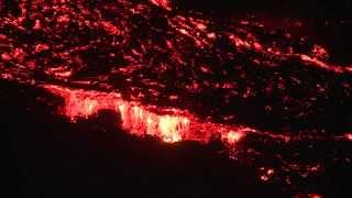 Fuzzy prayer - General Fuzz (Eruption piton de la Fournaise 24 août 2015)