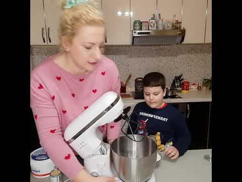 Cheesecake nga mami Ida dhe trazovaç Enias