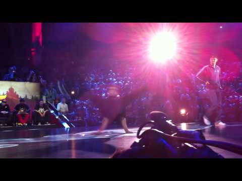 Lil G vs. Yan Red Bull Bc One 2011