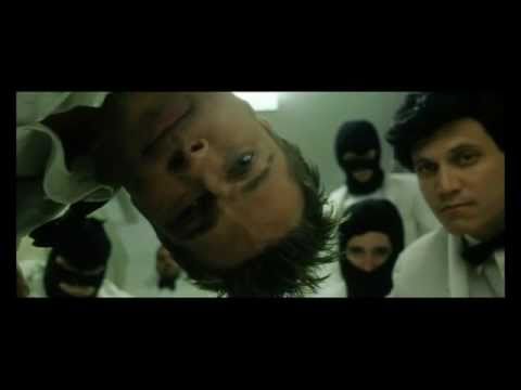 fight club - nei bagni del ristorante