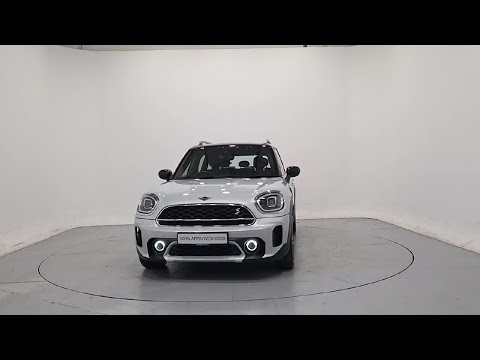 Mini Countryman Cooper S E Exclusive - Image 2