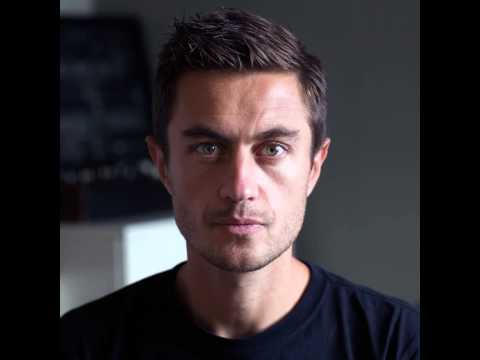 Estroe invites - February 2015: Colophon promo mix