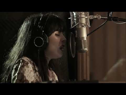 Mon Laferte -   Baño de mar a medianoche (AI Cover)