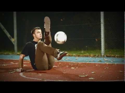 Piłka W Wolnym Stylu 2012 FREESTYLE FOOTBALL - Adrian Franc (R-Style Crew)