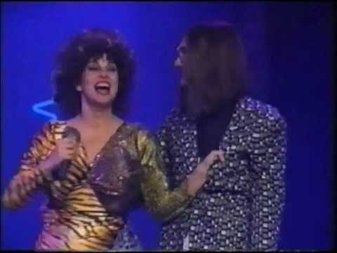 Uusi Iloinen Teatteri 1994 - artistien parodiointia