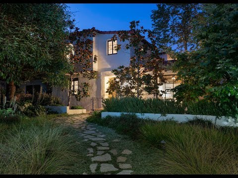 1607 Carlyle Avenue | Santa Monica - The Agency