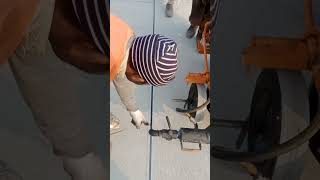 Sealant joint filling by machine