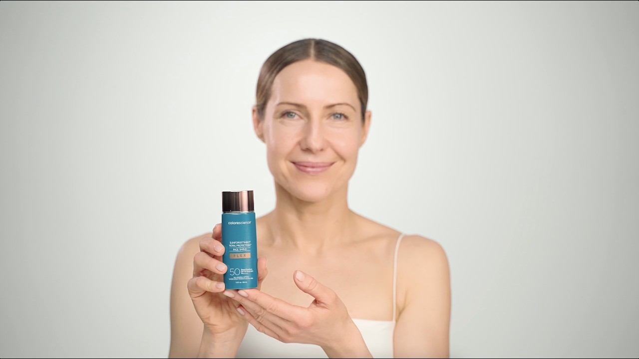 Colorescience Face Shield Flex SPF 50 Minerały w emulsji do twarzy (kolor medium) 55 ml - VIDEO
