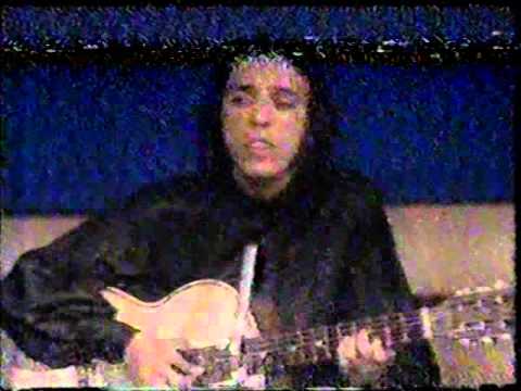 A Parada de sucessos de 1975 no Globo de Ouro.