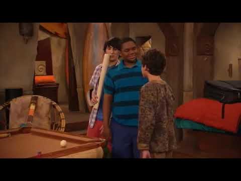Lanny Parker - Pair of Kings 1X01 (2)