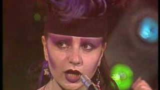 Alaska y los Pegamoides - No sé por qué (Aplauso, 1982)