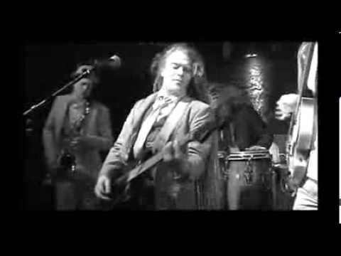 Captain Katze plays with Fire - live in concert - road track