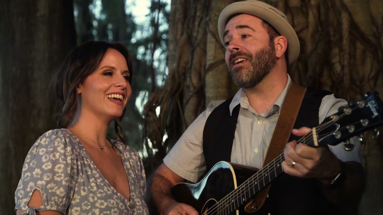 Promotional video thumbnail 3 for Gilly & the Girl