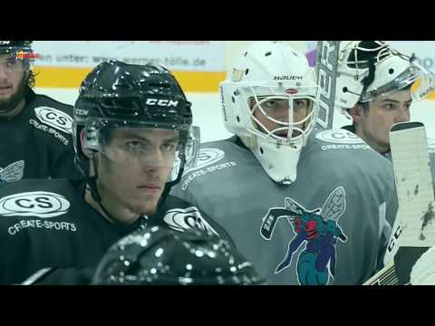 1 Offizielle Eiszeit Training Saison 2017 18 des ESC Wohnbau Moskitos Essen 1 8 2017