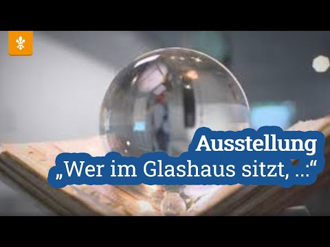 🎨 Ausstellung  „Wer im Glashaus sitzt, sollte nicht mit Steinen werfen“ / Landeshauptstadt Wiesbaden
