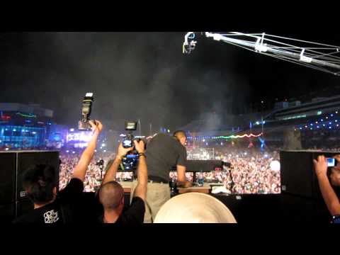 Electric Daisy Carnival 2011: EDC with AFROJACK and ROKSTARZ Inc. #2