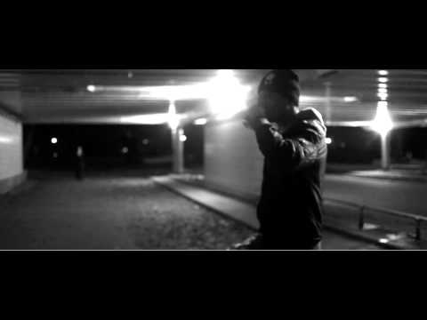 Giant Tiger Hooch "My Momma Told Me"