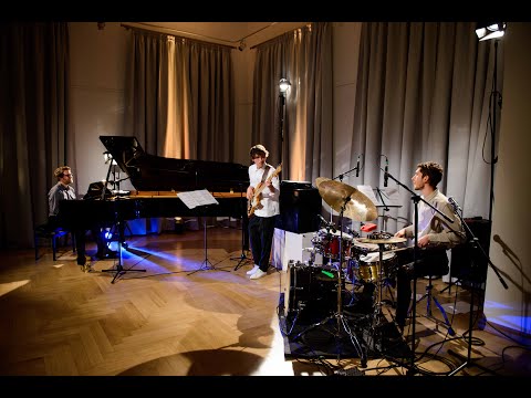 Tajnic – Orange Haze (Live at Chamber Jazz)