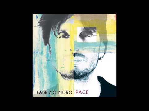 Video per il significato della canzone Giocattoli di Fabrizio Moro