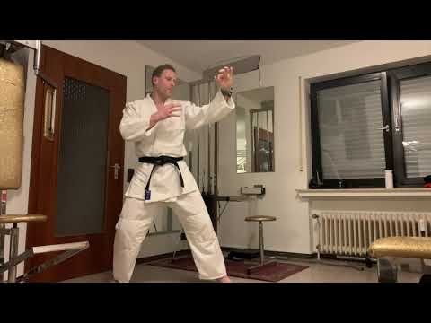 Ballerbutze - Schläge und Tritte