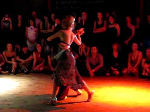  Pablo Rodriguez  is  dancing  to  the  tango  "  Bahia Blanca  "