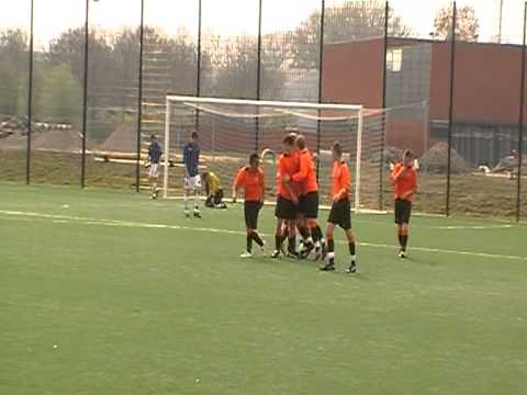 16 april 2011 VV De Meern B2 - OSV B2 4-2  Doelpunt Bjorn assist Bastiaan (2-0)