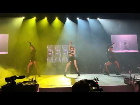 [190505] BLACKPINK, World Tour, Atlanta, GA - Lisa Swalla Cover