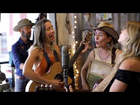 The T Sisters "Woo Woo" | THE TOMBOY SESSIONS