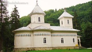 preview picture of video 'Biserica din Slanic Moldova'