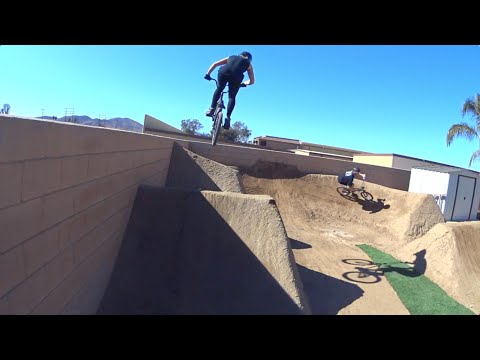 Backyard Pumptrack - Action Sport backyard