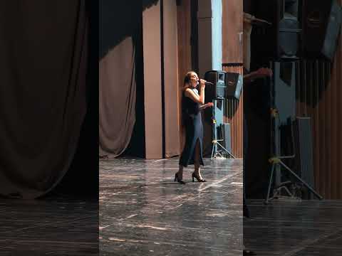 ANASTASIA MITROVSKA - PESNA VI PEAM MAKEDONCI / Анастасиа Митровска - Песна ви пеам македонци (Live)