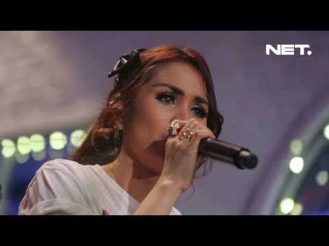 Geisha - Biar Jadi Kenangan Reza Artamevia Cover (Live at Music Everywhere) **