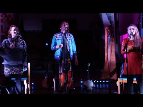 Let No Man Steal Your Thyme            Performed By Lady Maisery