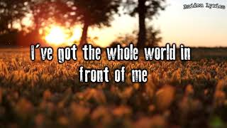 Sleeping With Sirens - Let's Cheers To This (Lyric Video)
