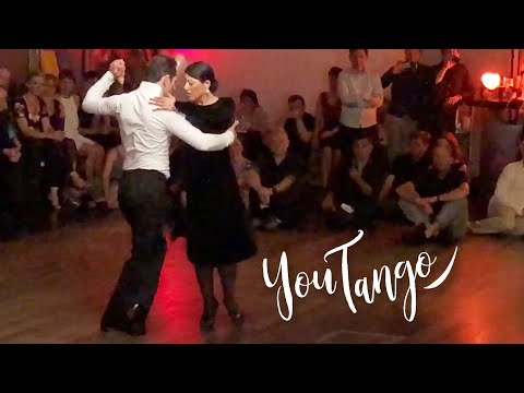  Ezequiel Paludi  is  dancing  to  the  tango  "  Calla bandonéon  "  by  Francisco Rotundo  in  2019