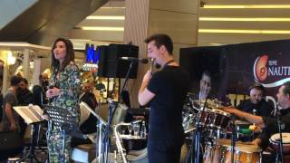 Burcu Güneş (İbrahim Demirtan) Yakın Mesafe Metin Özülkü Orkestrası