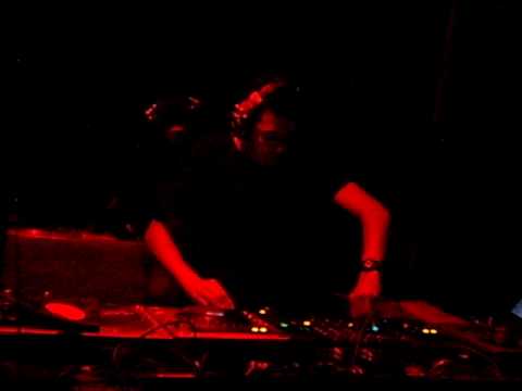 Zaghini @ Mezzanine Lounge_Out_2007