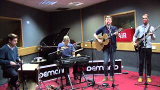 Django Django - Hand Of Man (session)