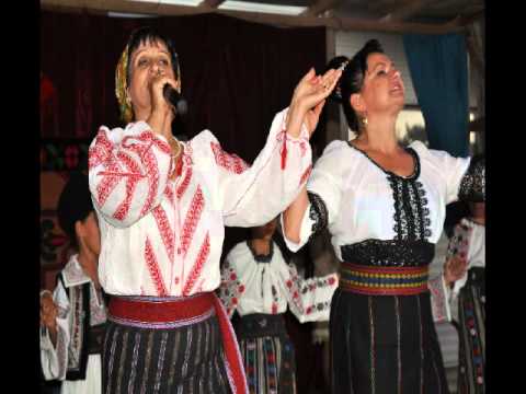 Formatia ,,Romantic,, Padureni   Vaslui