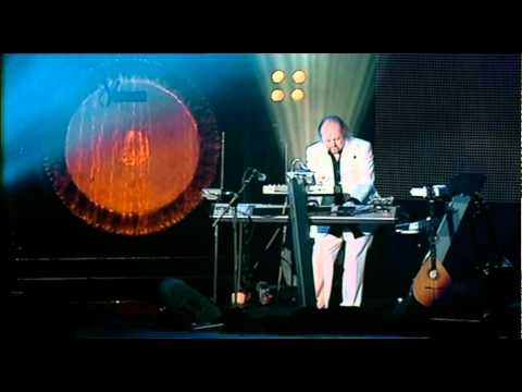 Bill Bailey - UK National Anthem - Tinselworm