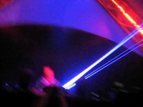 Mekkanikka - Nuts (Vs XSI) Live @ Oblivion Party, Antwerp 2012