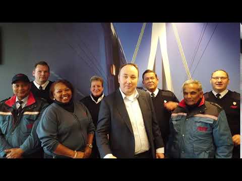 Maurice moedigt collega's aan