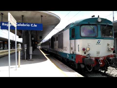 INTERCITY 562 LA PARTENZA STROMBAZZANTE !