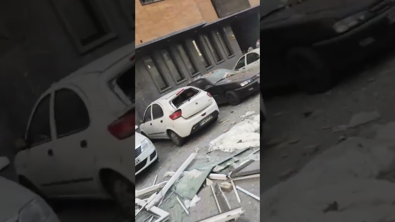 Massive Explosion Rocks Iran’s Bandar Abbas | Blast Heard Across City | PulseWire News