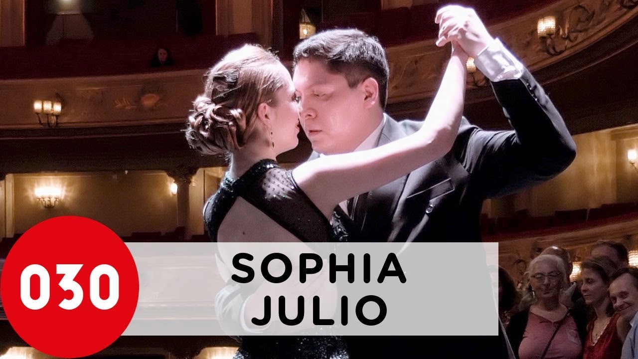 Sophia Paul and Julio Cesar Calderon – Pata ancha