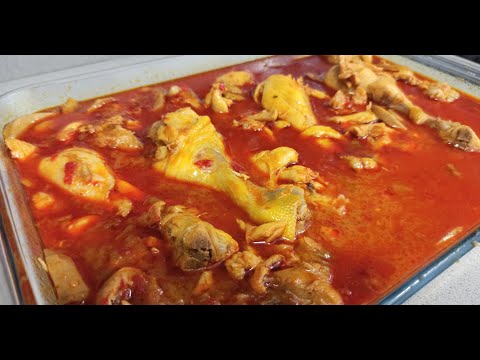 Pollo al chilindrón con Mambo!! Iris Cocinando con Mambo!!